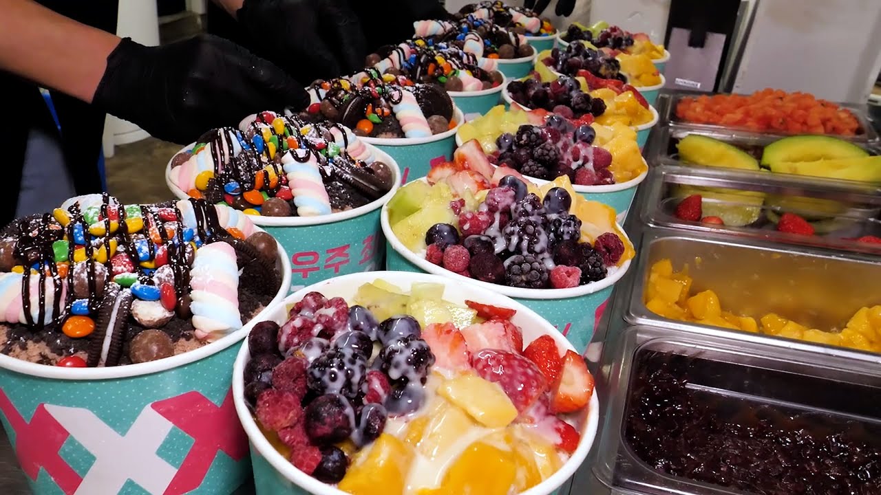 당충전 끝판왕! 혈관폭발 일보직전의 당이너마이트 크레이지빙수 만드는 과정 making dynamite shaved ice (bingsu) - korean street food