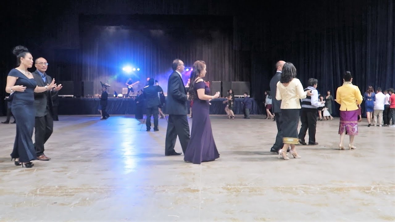 Hmong party La Crosse Hmong New Year Party 2018-19
