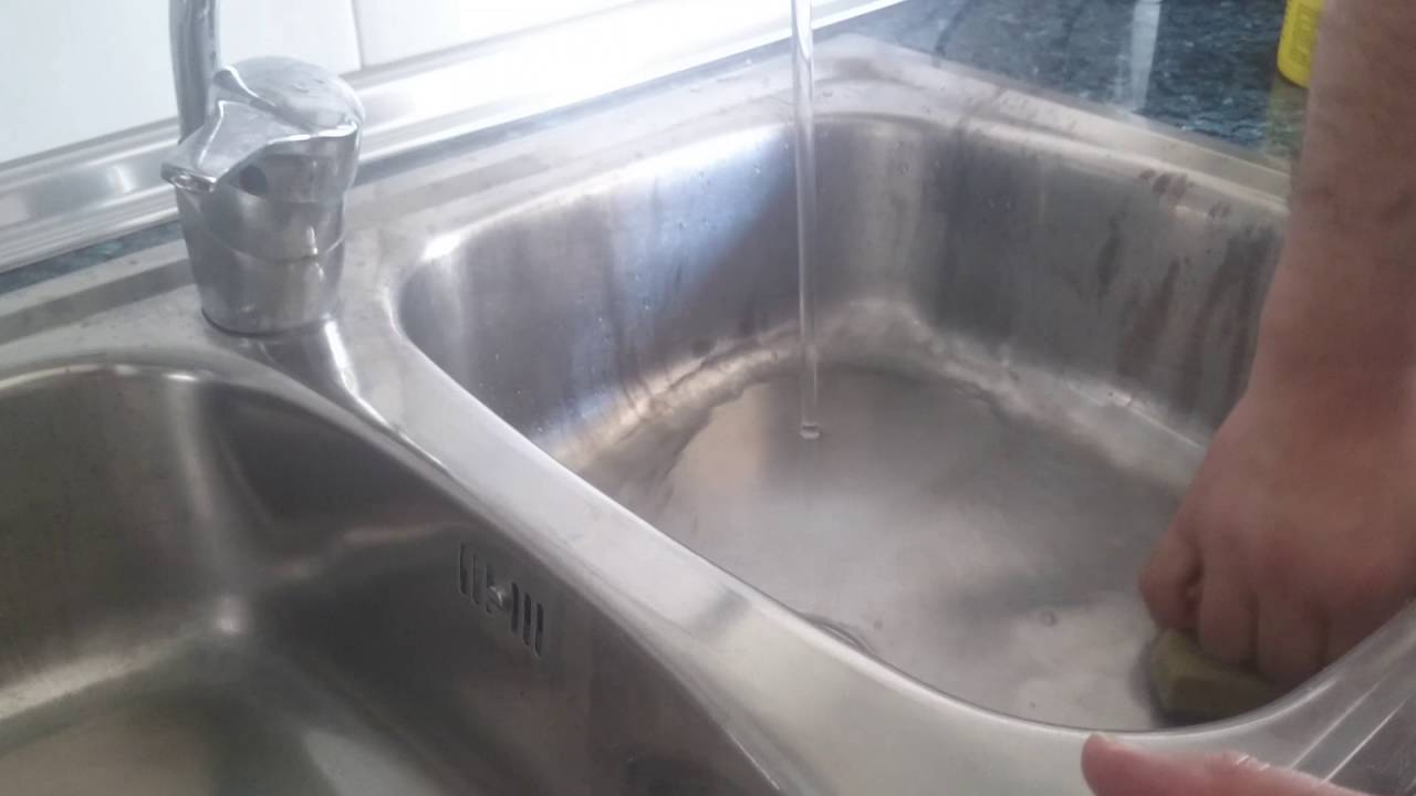 Como eliminar manchas de salfuman, en fregadero de acero inoxidable. PRODUCTO PIEDRA BLANCA.LEER MÁS
