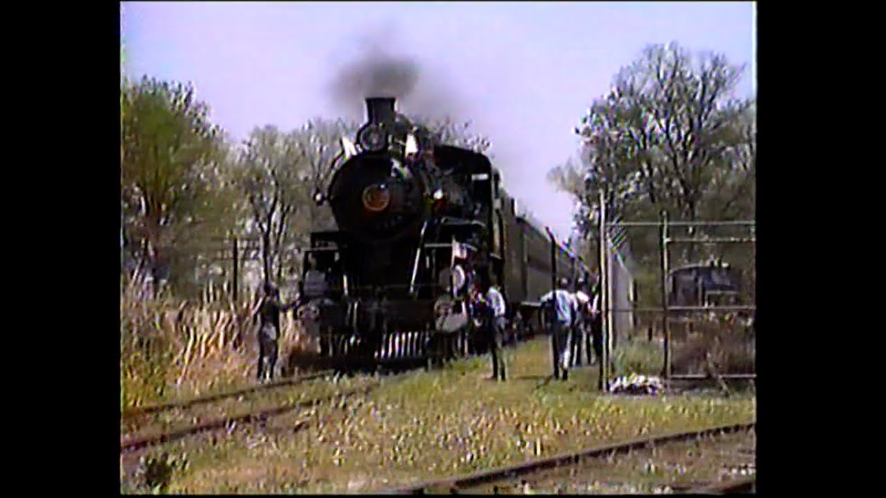 L&N 152 KRM SteamBoat Race train 1987