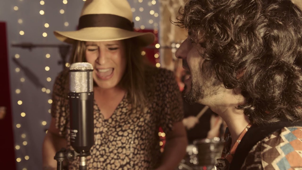 BICHO RARO - Sálvate a ti mismo (Videoclip Oficial) feat. Rebeca Jiménez.