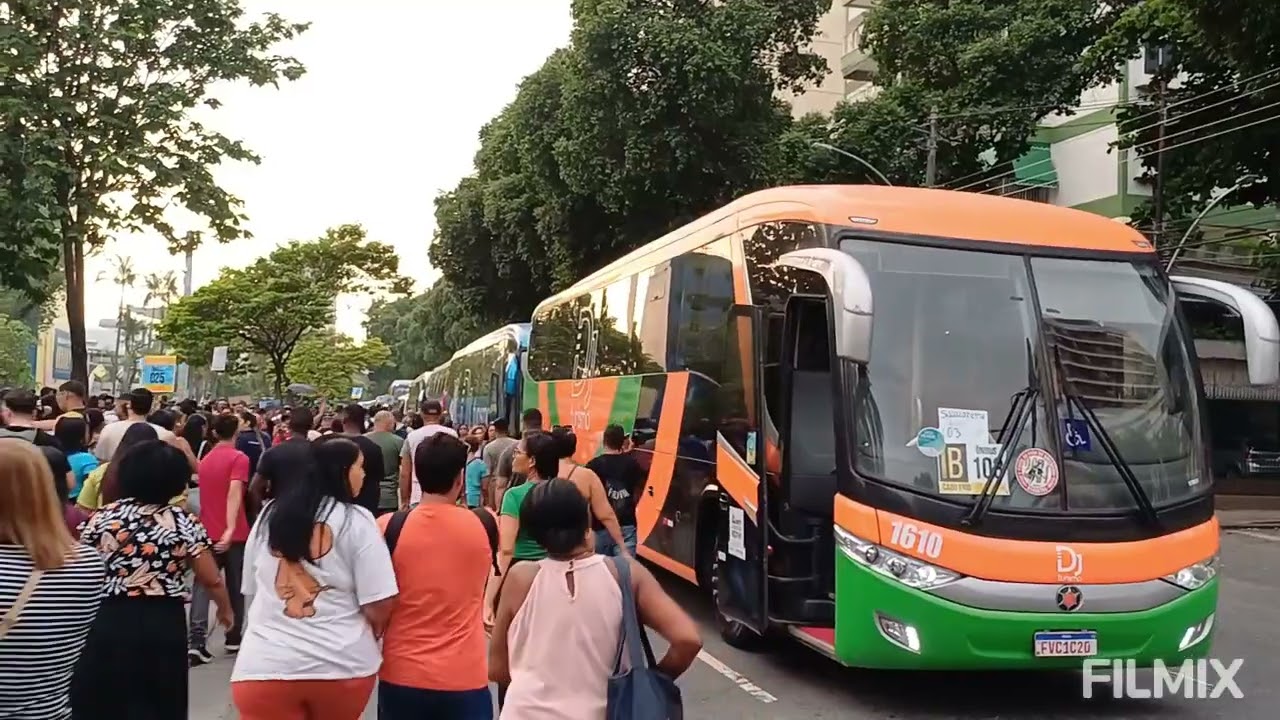 Chegamos no MARACANÃ, Família ao pé da CRUZ.