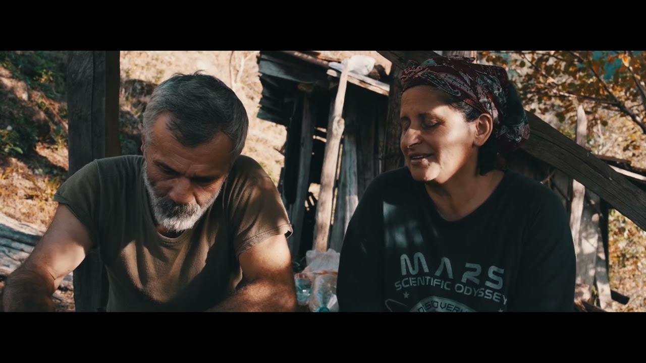 Korkma Benum Sevduğum Ben Senun Sevdan İken (ekran karardığında izlemeye devam edin)