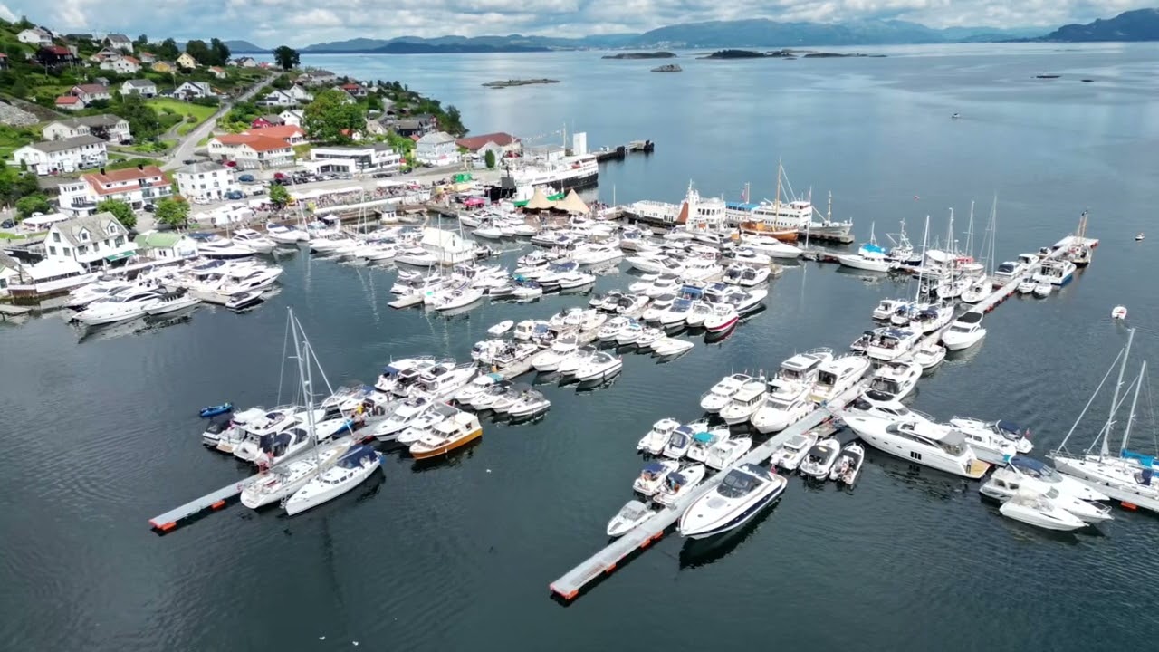 Tysnesfest 2023, the marina from a drone