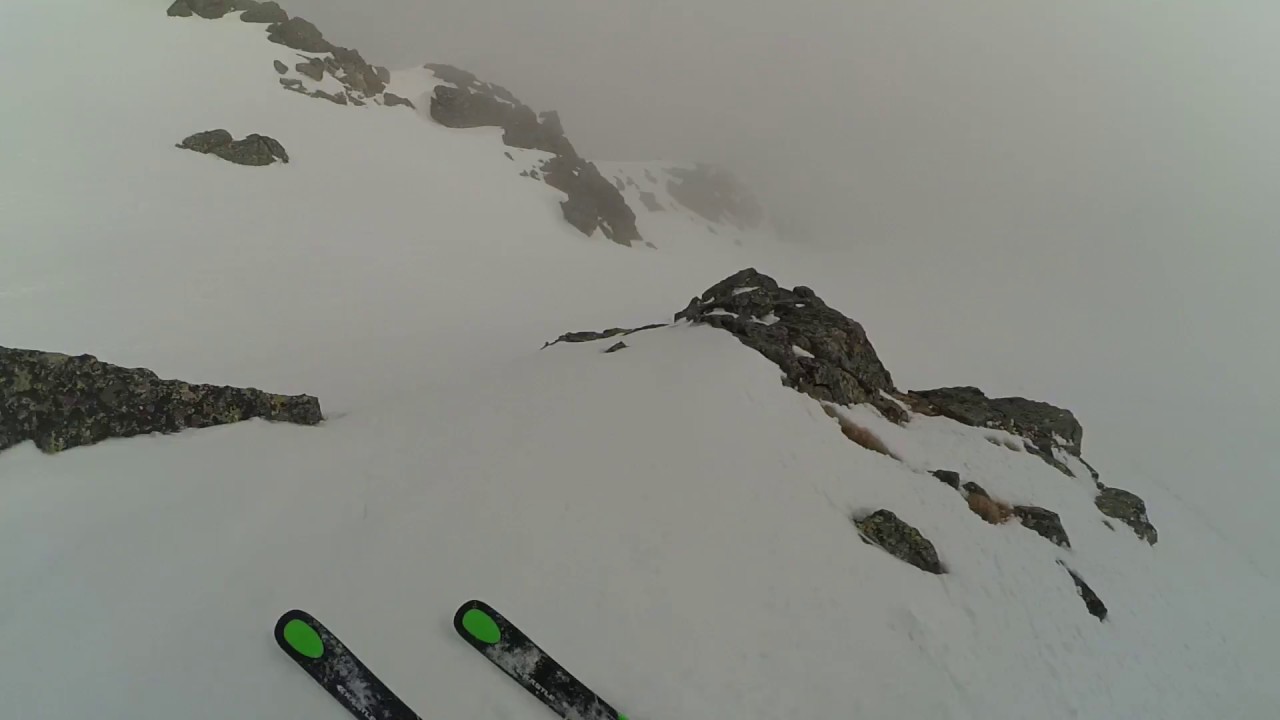 LOMNICKÝ ŠTÍT. STEEP SKIING. Vysoké Tatry, Slovakia