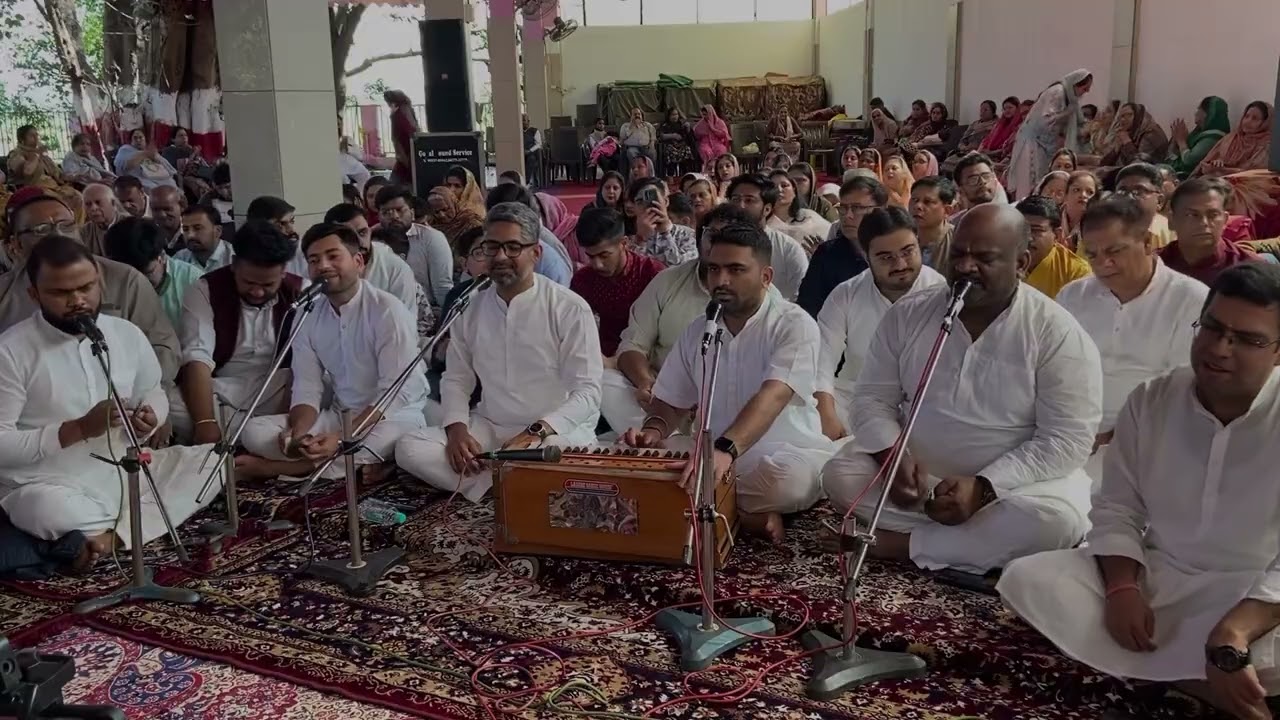 मेरे नटवरनंद किशोर प्यारे आ जाओ माखन चोर 2025