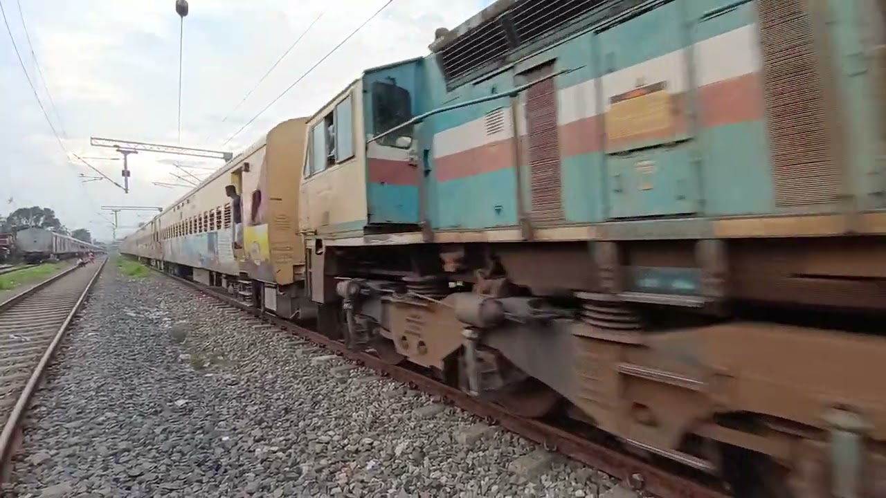 Siliguri Town || SILIGURI WDP-4 INDIAN RAILWAYS TO Express Train Indian Railways Simulator