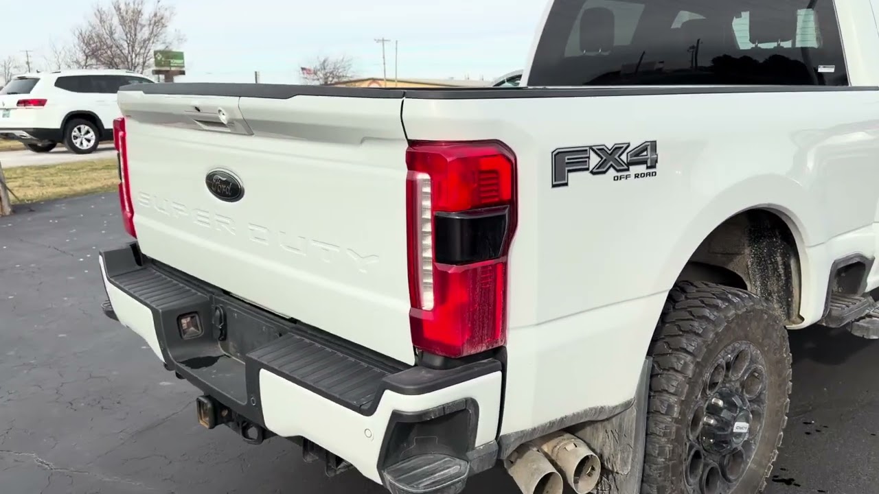 2025 F-250 Lariat 