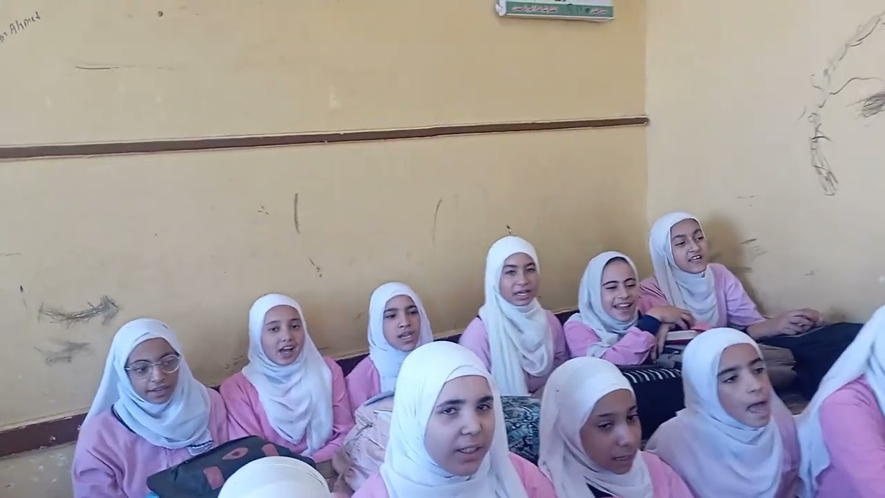 طلع البدر علينا طالبات 1/2 بقيادة رنا عماد