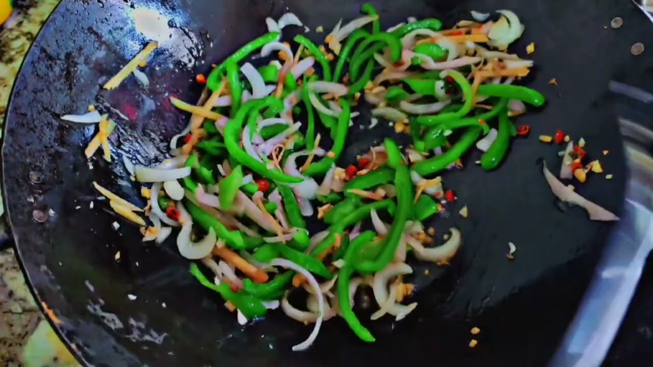 Noodles ghar par kaise bnaye/how to cook noodles at home 
