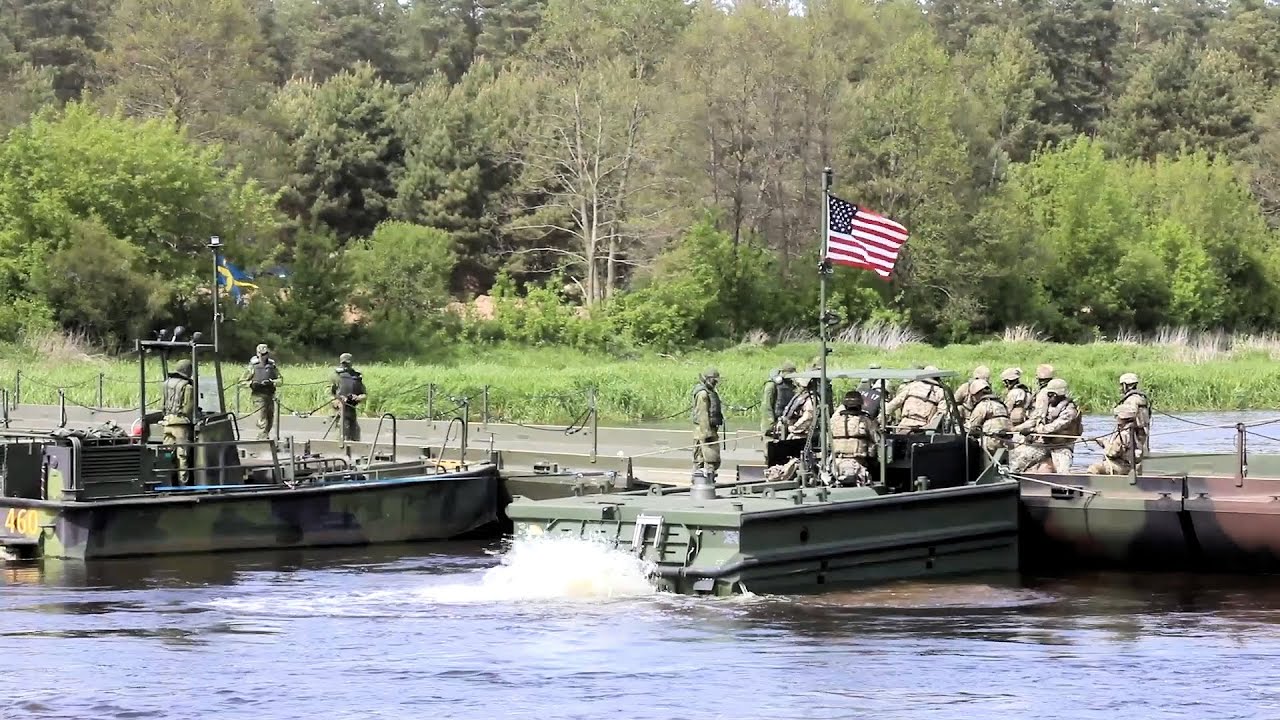 U S  Army, NATO Allies Wet Gap Crossing   DE22
