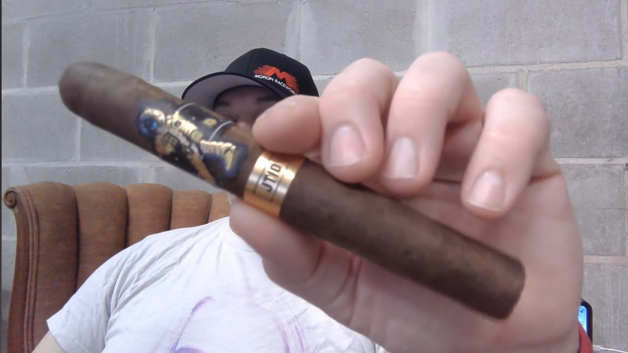 Обзор сигар Room 101 Johnny Tabacconaut 10th Anniversary
