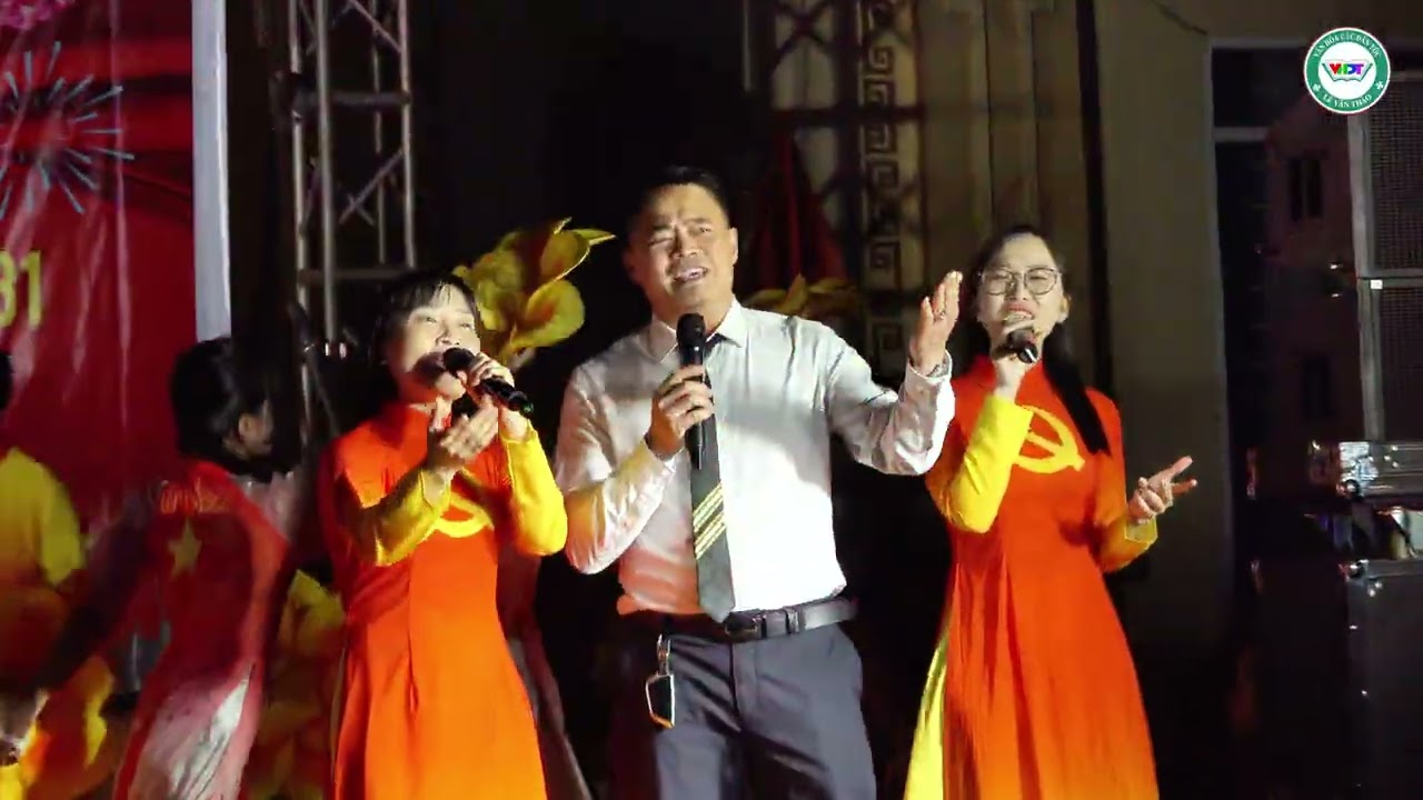 TỰ HÀO ĐẢNG QUANG VINH