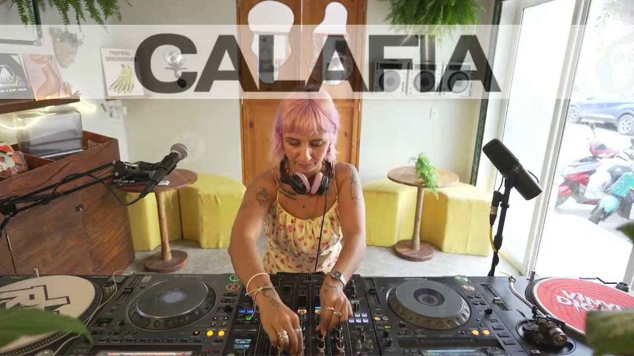 CALAFIA #1 Radio show por Karla Mercedes