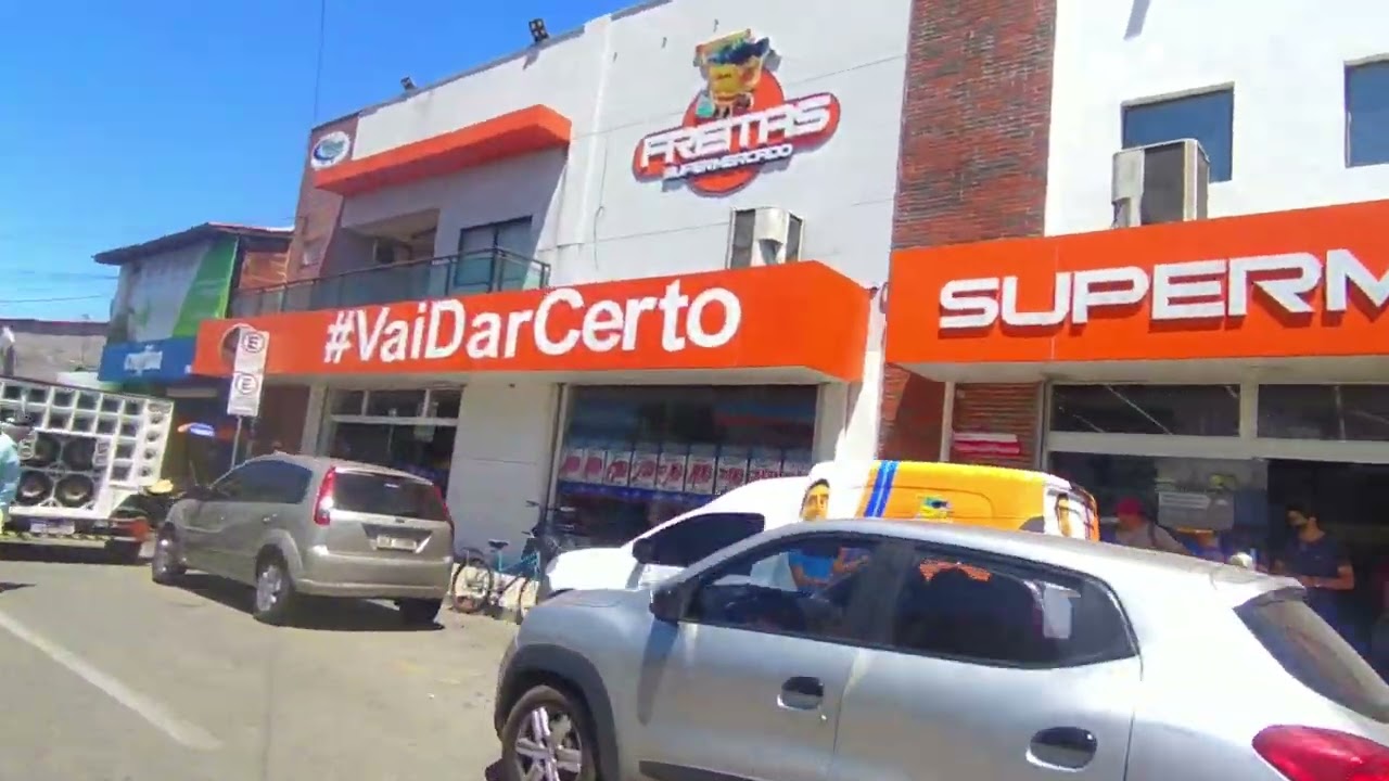 Passando pelos tr&ecirc;s principais supermercados do centro de Aquiraz (partindo da entrada da cidade)