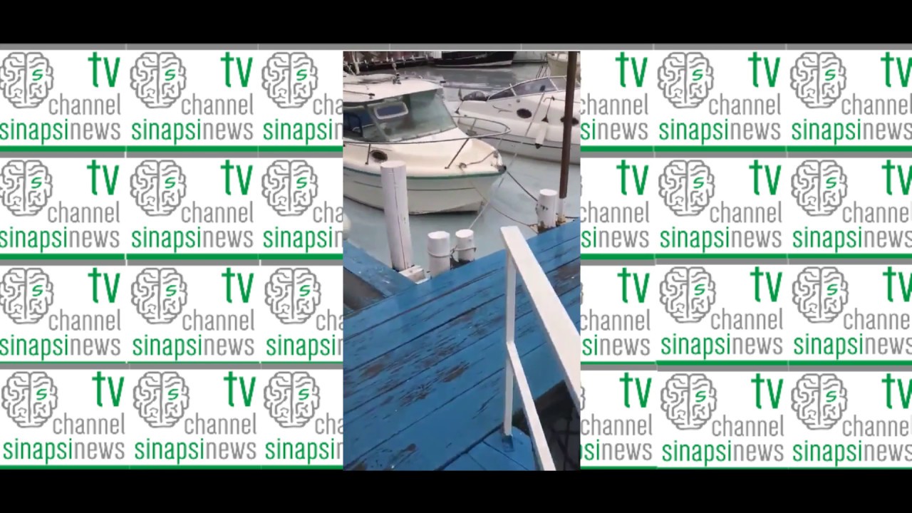 Mare di Mergellina invaso da un composto chimico lattiginoso