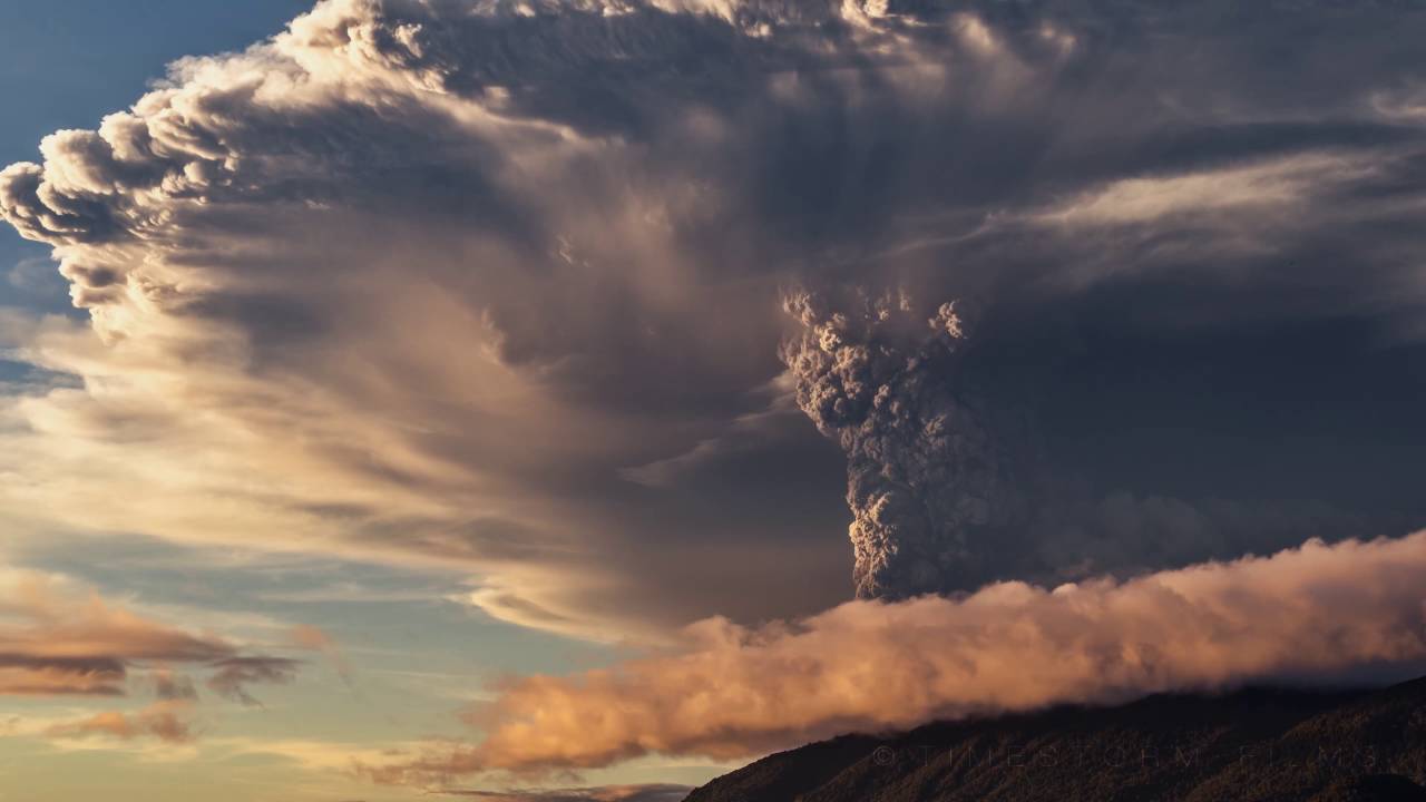Erupción del volcán Calbuco en 2015 (Timestorm Films)