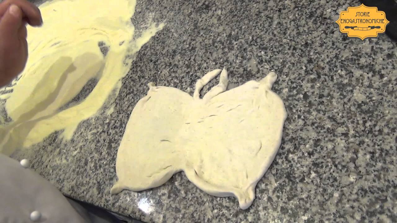 La pizza a forma di farfalla: come farla a casa