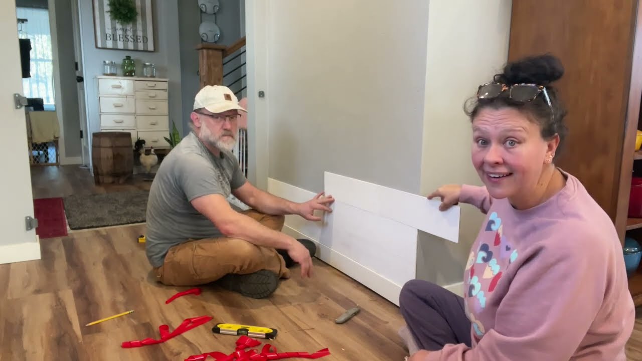 NO WAY, this is peel & stick//DIY plank wall in less than a day, so easy 🎯👍 (link in description)