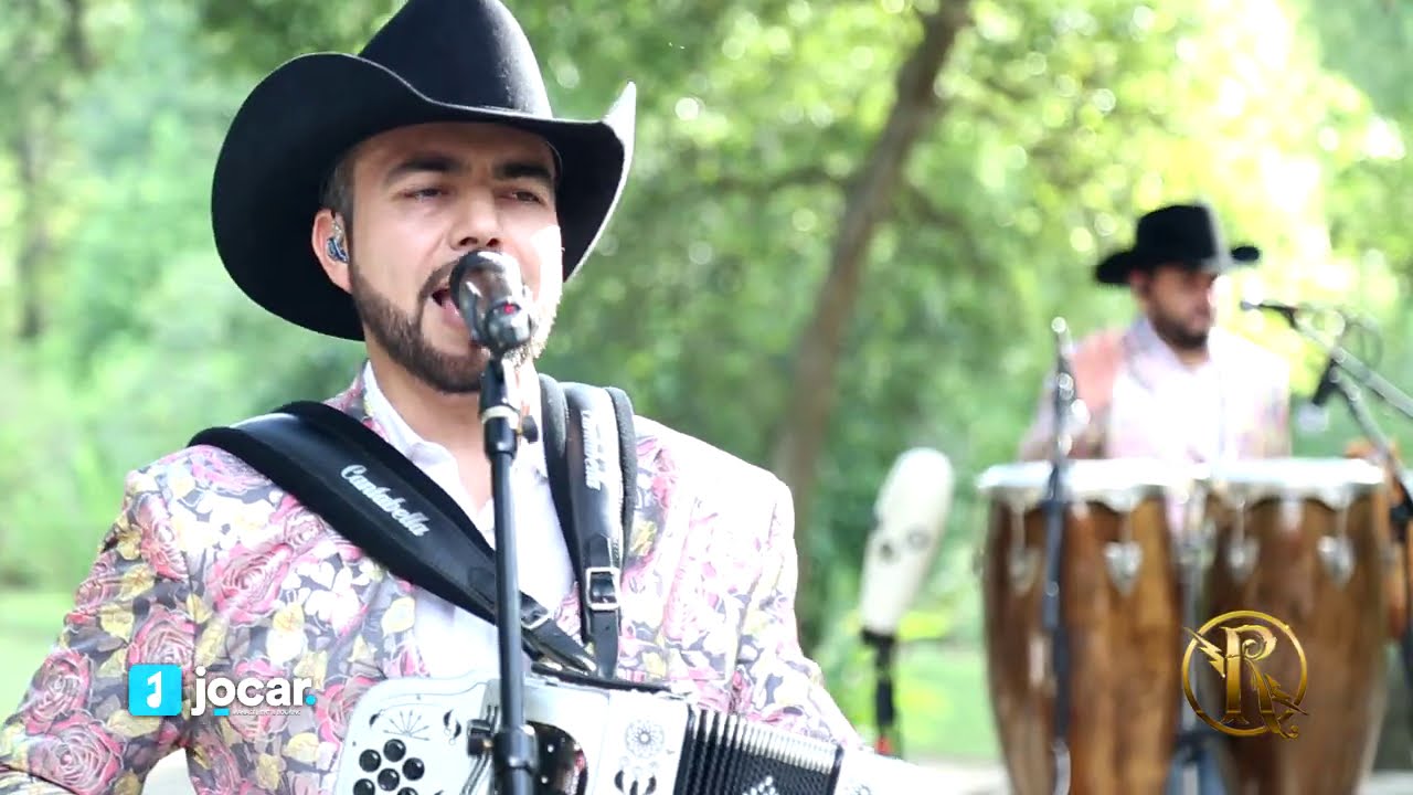 ELLA ES LO MAS HERMOSO (CUMBIAS BRAVEADAS) RELAMPAGUITOS