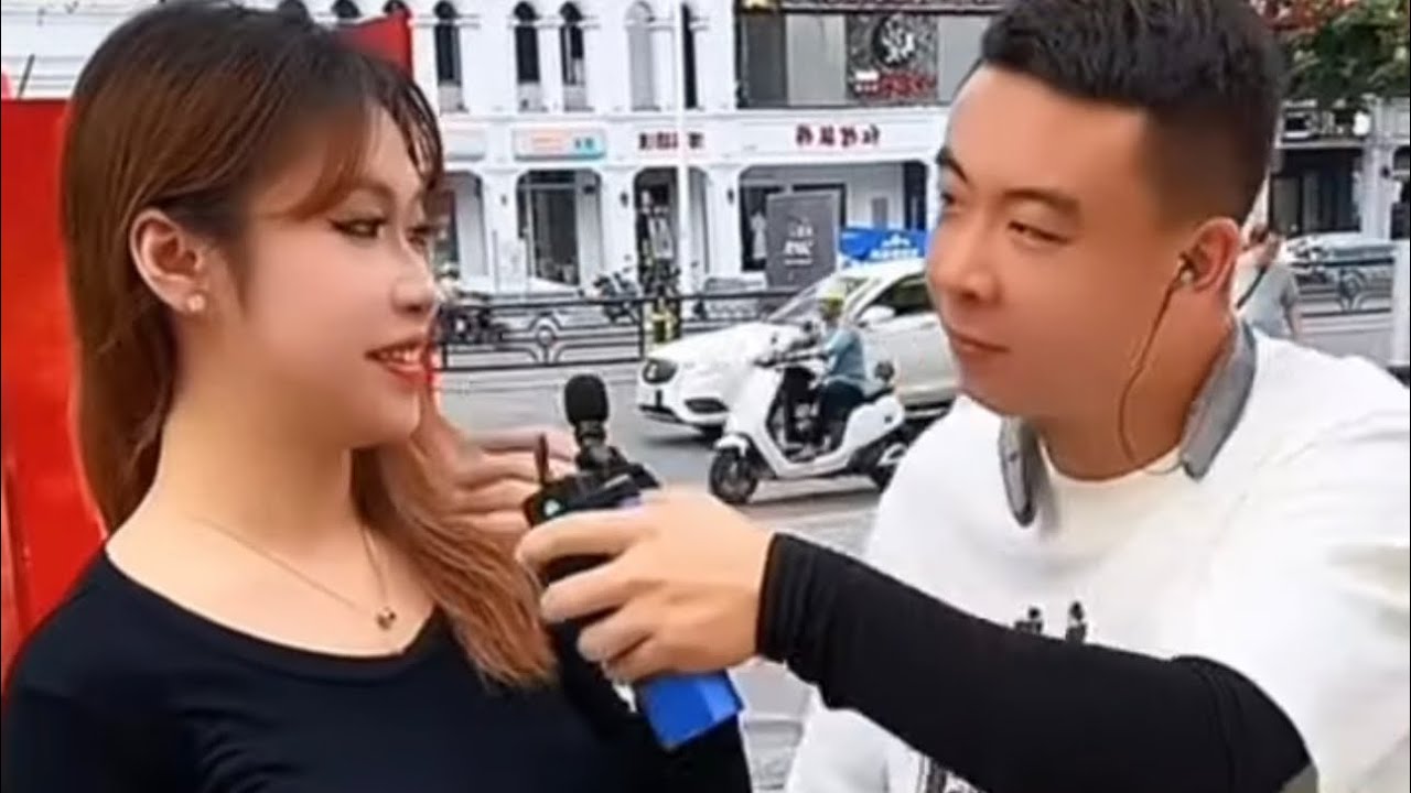 元帅户外搞笑与美女互动