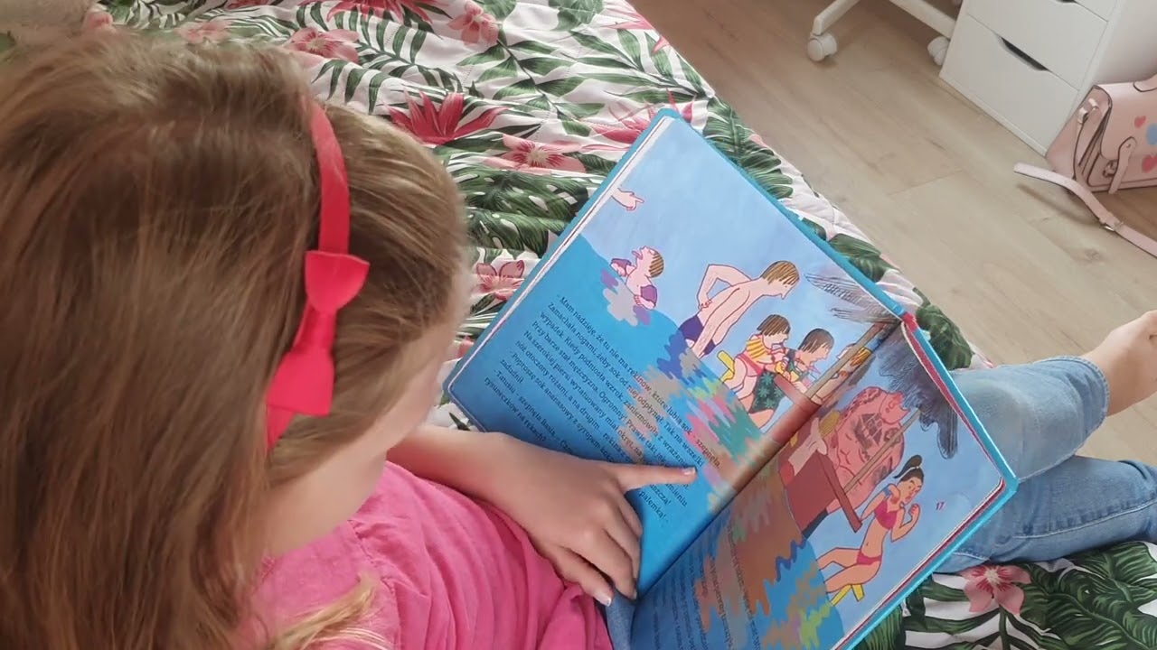 Ania czyta Basia i basen