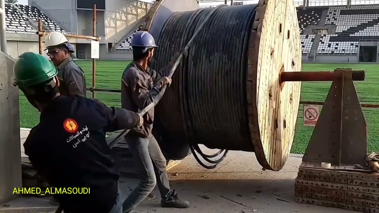 مراحل بناء ملعب الزوراء الجديد_المصور احمد المسعودي