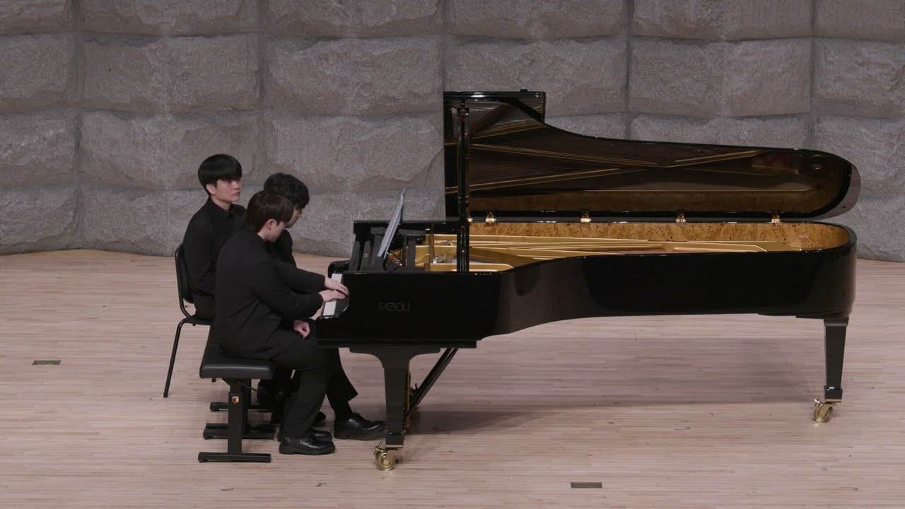 M. Ravel - Ma mere L'oye, M. 60 (1 Piano 4 Hands)
