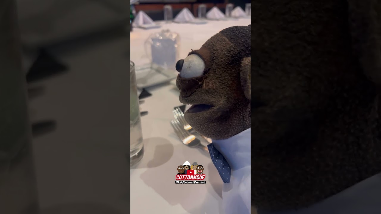 How lil kids be when you take them to an expensive restaurant 😂