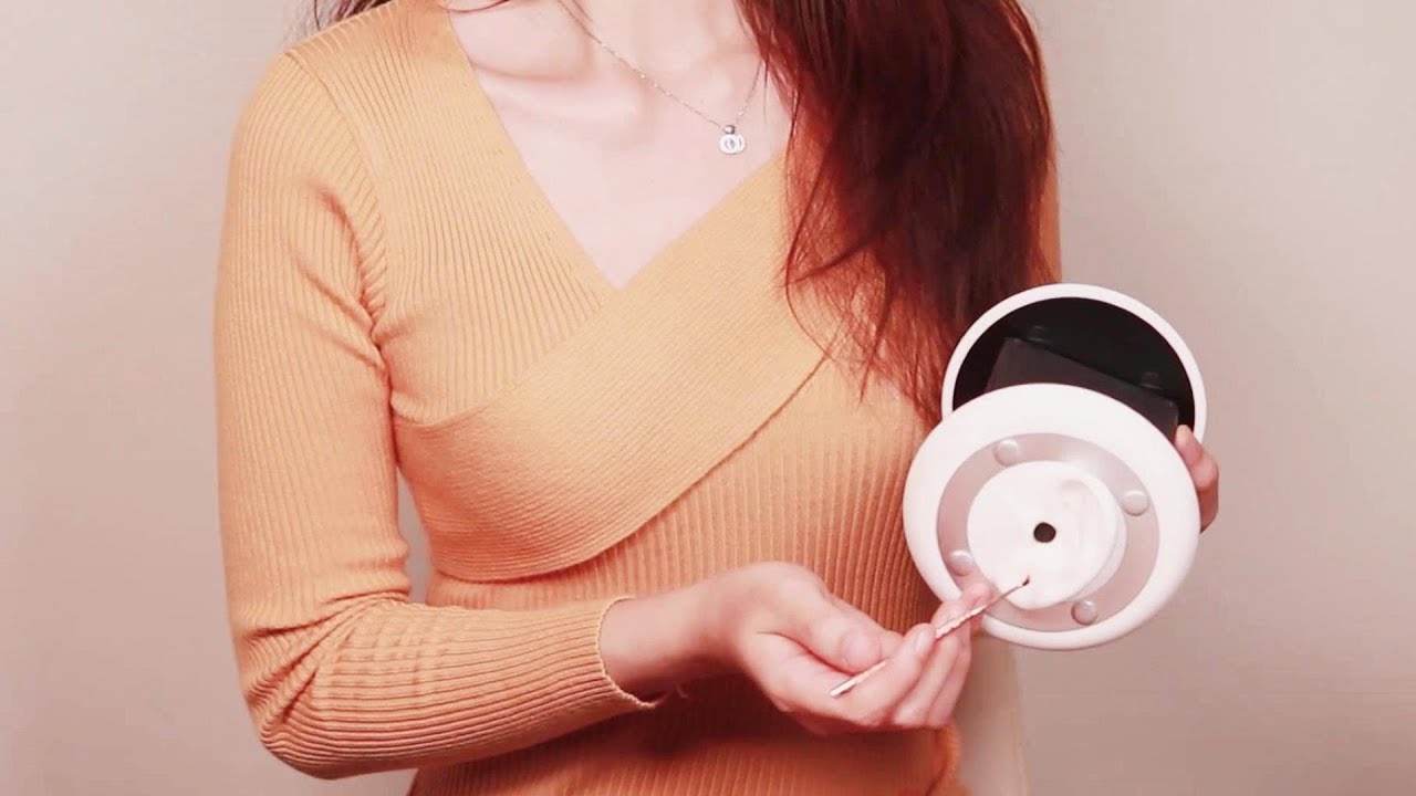 ASMR 누나가 상냥하게 귀청소해주는 수면 유도 상황극. /yunyasmr