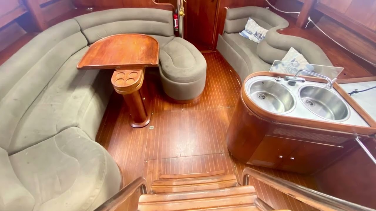 Moody 44 Bluewatercruiser for sale
