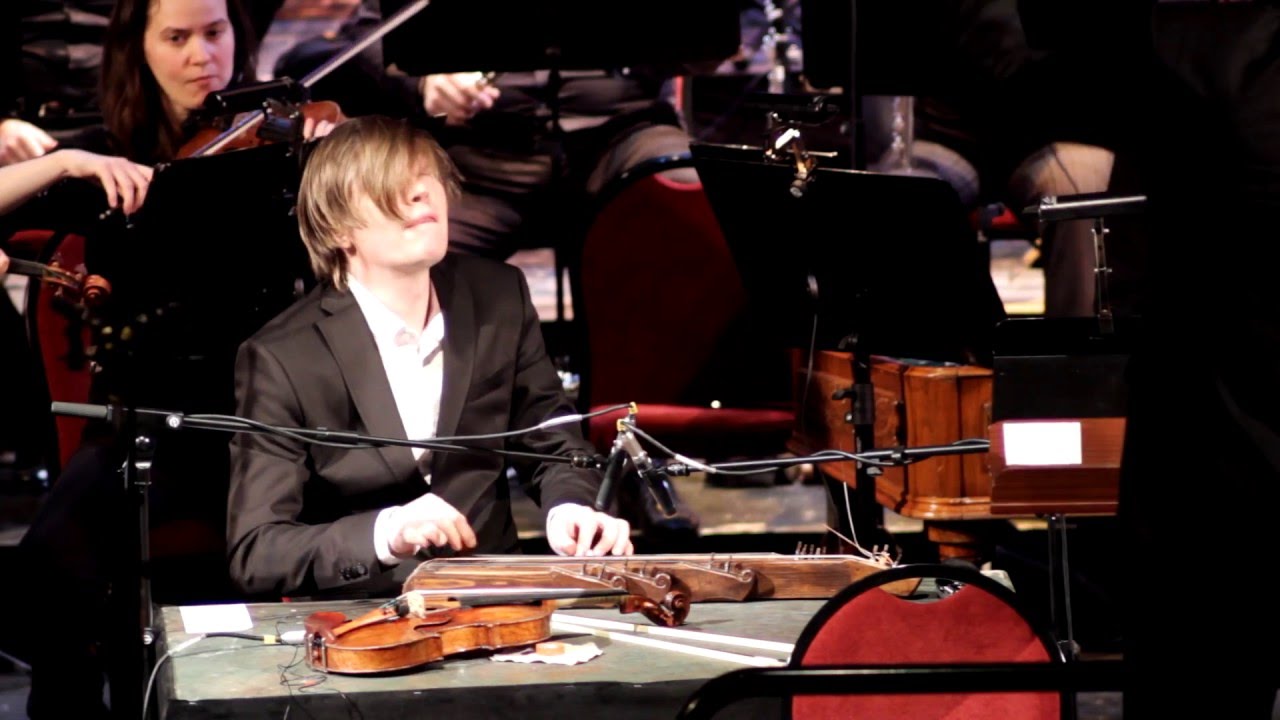 Lajk&oacute; F&eacute;lix: Cs&aacute;rd&aacute;s with Dohn&aacute;nyi Symphony Orchestra