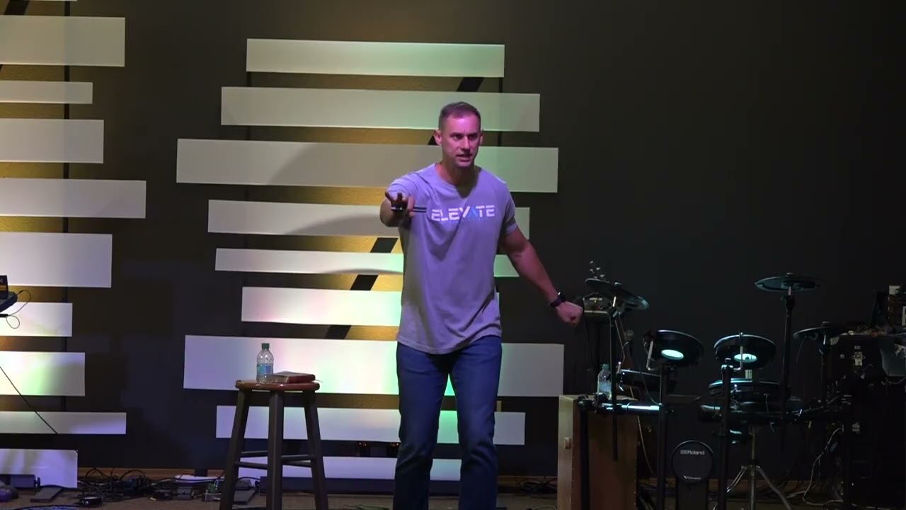 Jesus' Example of Suffering (1 Peter 3:18-22) Doug Junkins