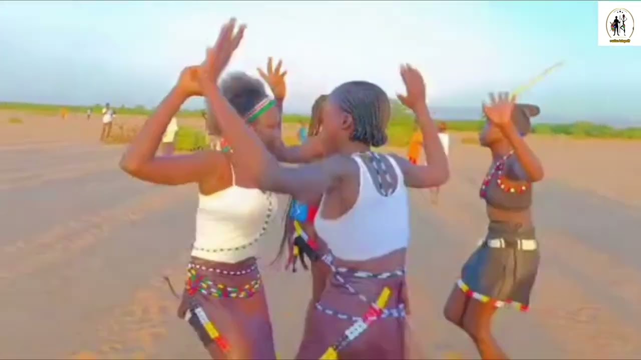 ///Twic Mayardit/// by Majook LB##africa #dance #twicmayardit #dancer