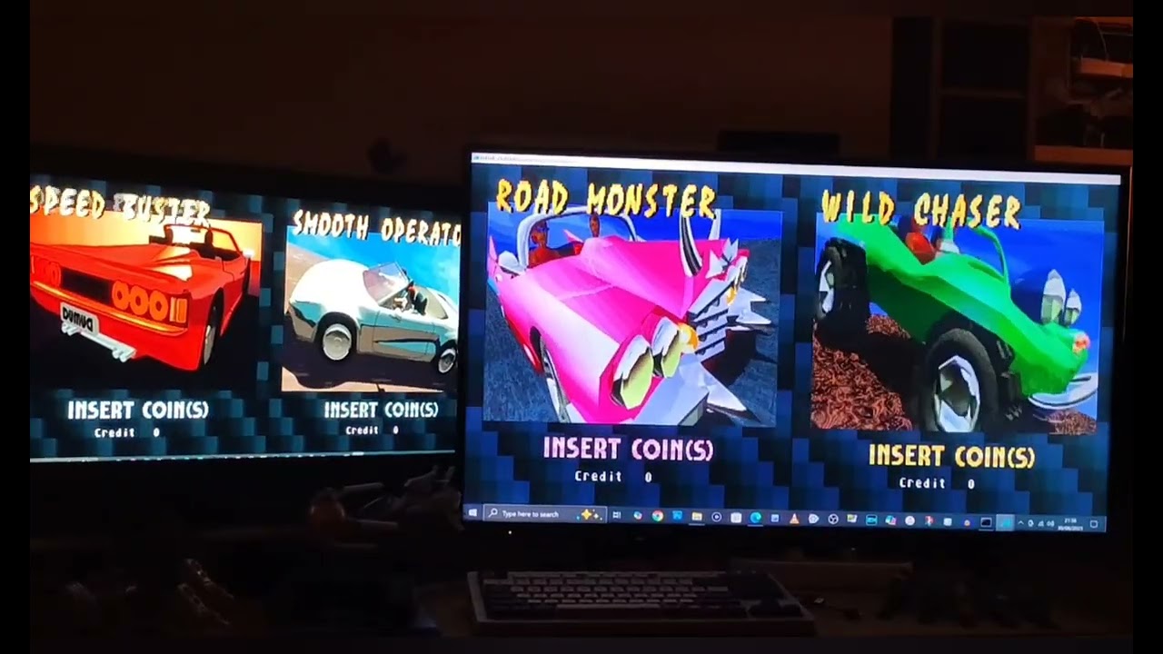 Sega Arcade Racers - dual screen attract modes