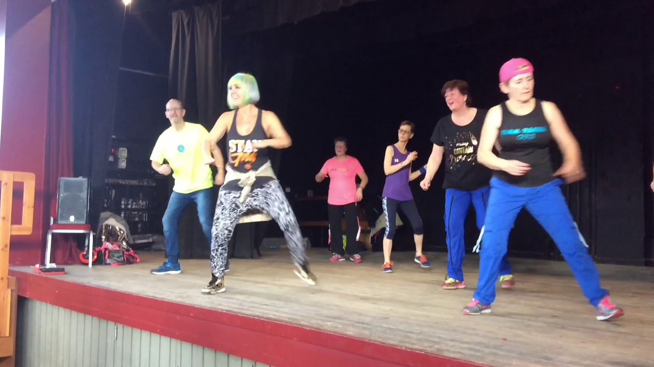 Zumba® Gold All Night Long Lionel Ritchie (pre cool down)