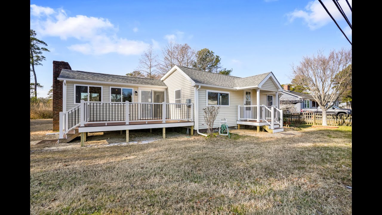 6498 Church Street  • Chincoteague Island