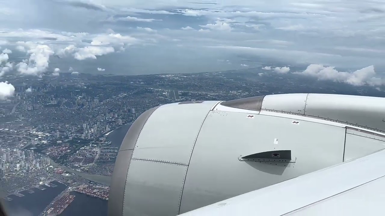Manila from above - [25 AUG 23] Singapore Airlines SQ910 A350-900 approach and landing into Manila
