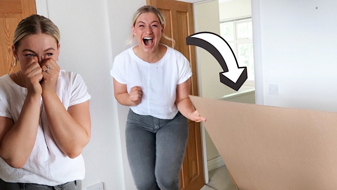 SURPRISING MY WIFE FOR OUR 1 YEAR WEDDING ANNIVERSARY | James and Carys