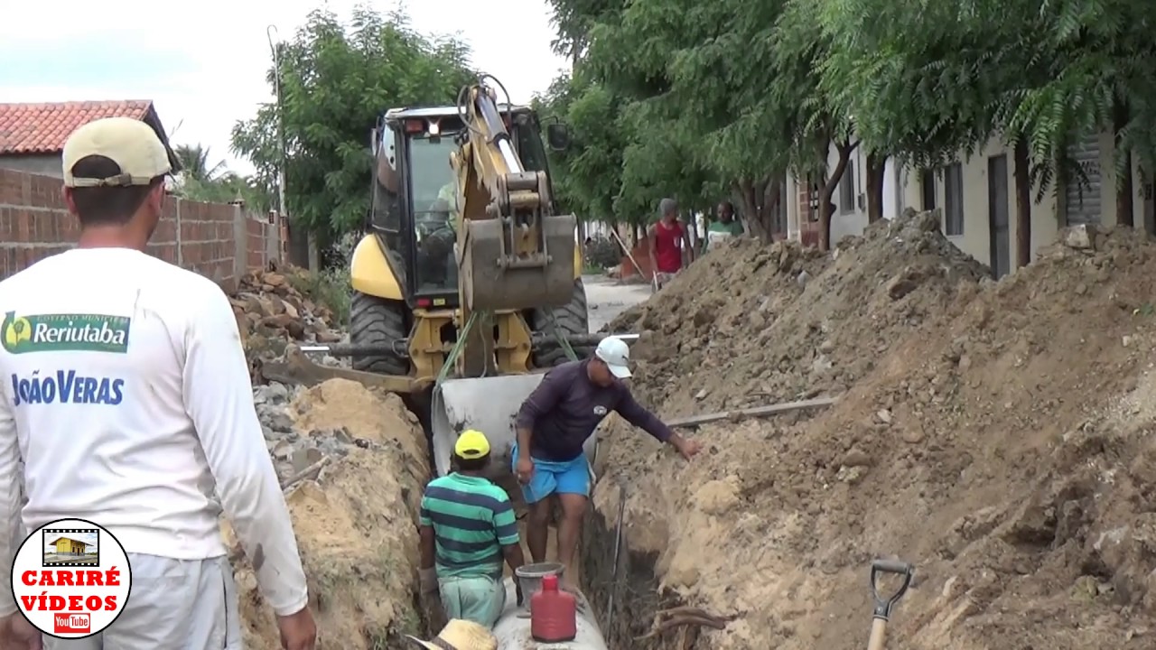 Obras de Drenagem na Rua Vicente Araújo Chaves, em Cariré CE