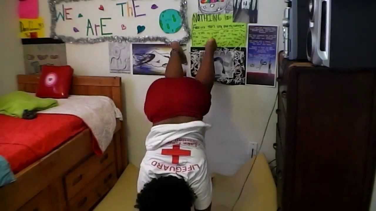 DANLY-DAN: Teaches You How To DANCE/ TWERK