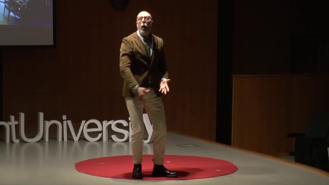 Hayallerinizi, Sizin Yerinize Kimse Gerçekleştirmez | Cüneyt Asan | TEDxBilkentUniversity