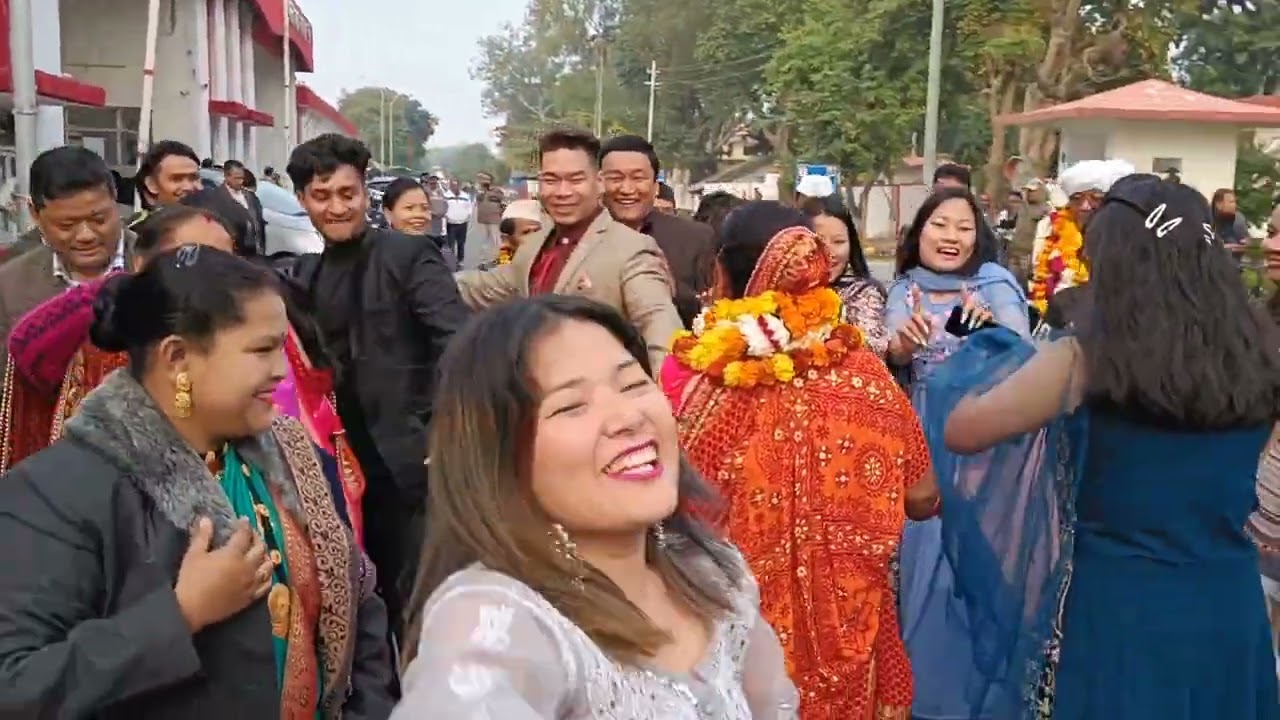 31Jan2023,4:38pm,Meerut mama retirement party 🙂🎉♥️