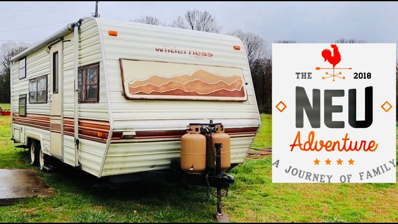 RETRO CAMPER RESTORATION, TOUR OUR FIRST CAMPER!