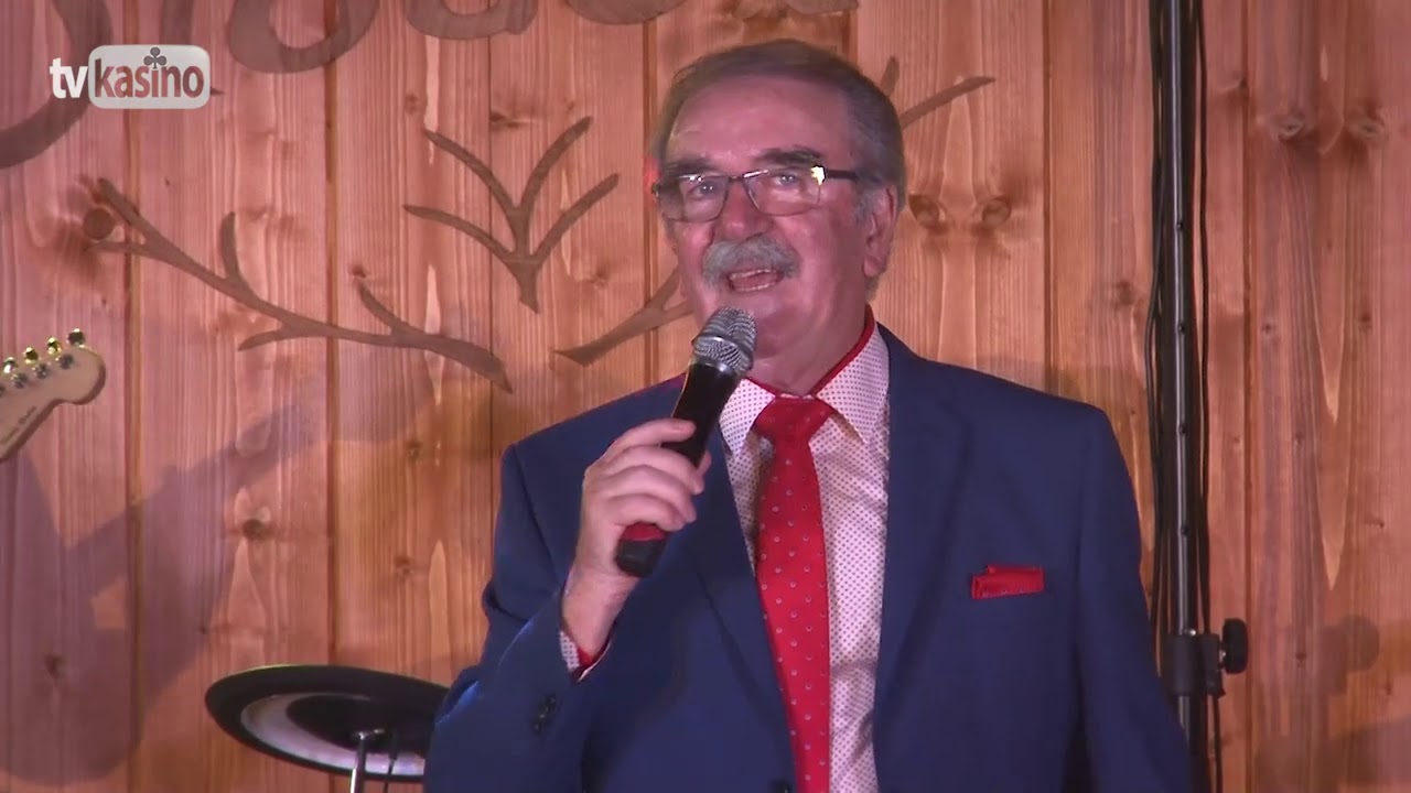 Robo Kazík: Sedia vrabce na konári