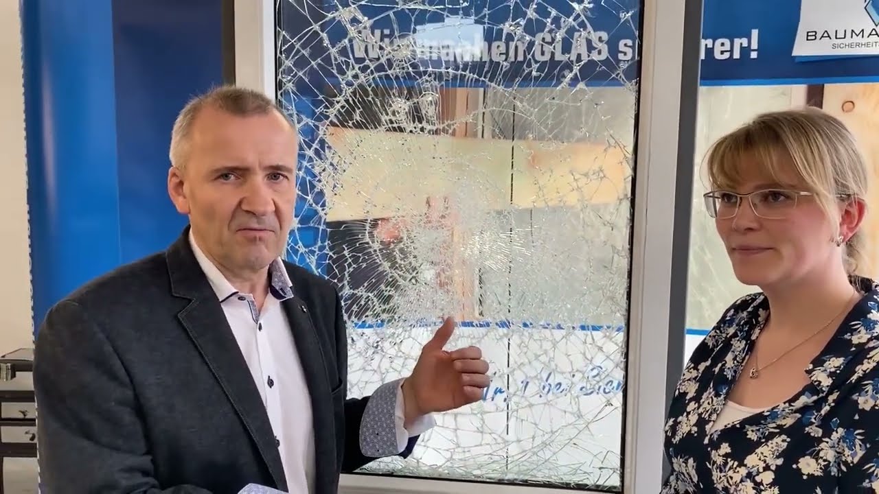 FOLIEN - BAUMANN SICHERHEITSFOLIEN - PROFILON® P3A -  Die Spezialisten für Glasbeschichtung