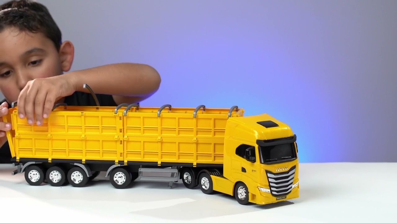 🚛🌟 Descubra a divers&atilde;o com o Caminh&atilde;o Iveco S-Way Graneleiro da Usual Brinquedos!
