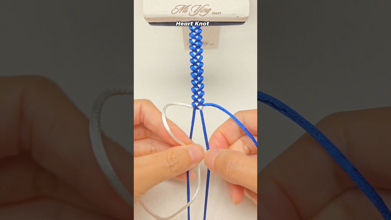 DIY Blue & White Heart Knot  Easy Friendship Bracelet Tutorial 💙#shortstutorial#diy#knottingtutorial