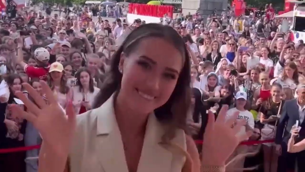 Алина Загитова. День московского спорта в Лужниках 01.07.2023г. (видео из соцсетей)