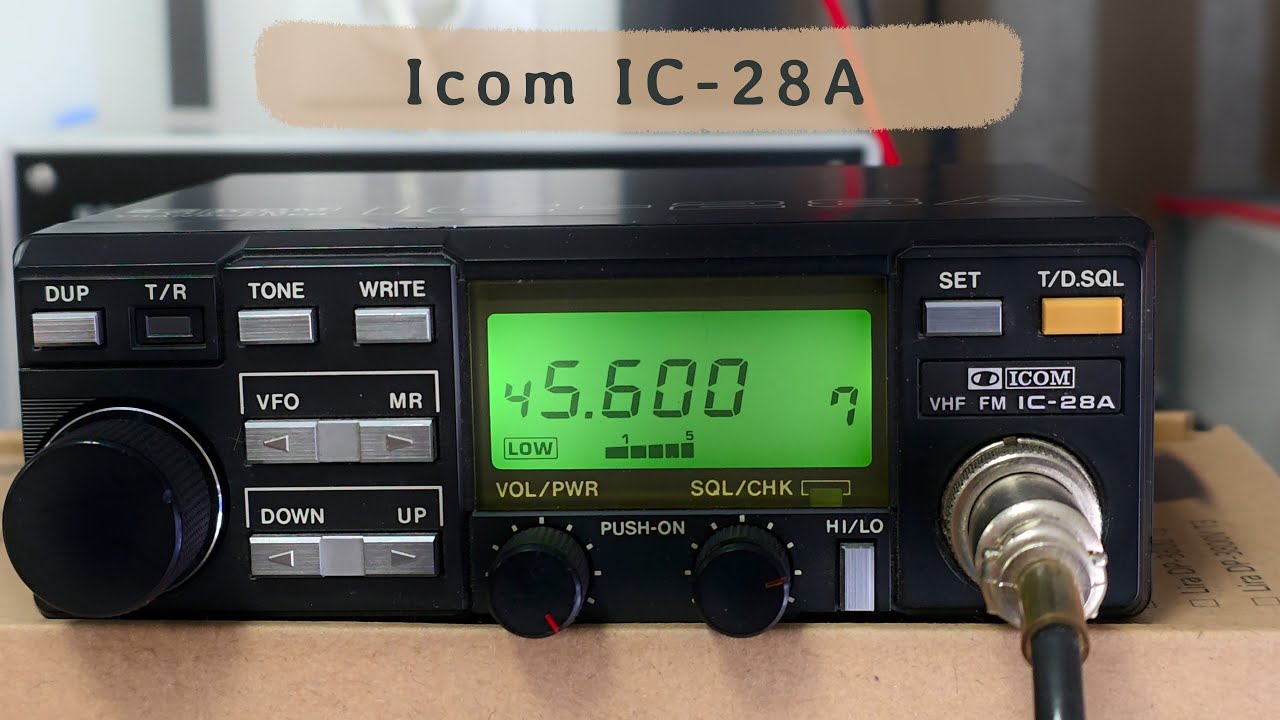 Радиостанция Icom IC-28a из 80-х годов